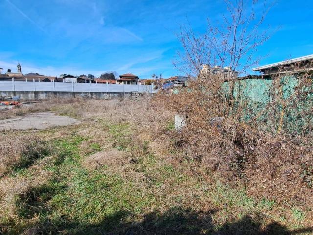 Terreno in vendita a Cavaria, Cavaria Con Premezzo