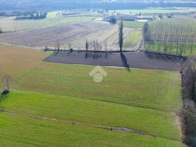 Terreno in vendita a Cavriana, Lombardia