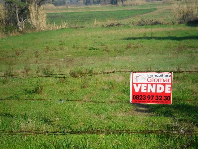 Terreno in vendita a Baia Domizia Sud, Cellole