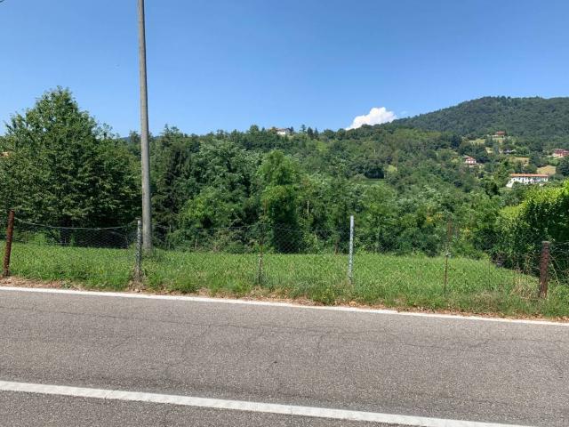 Terreno in vendita a Cenate Sotto, Lombardia