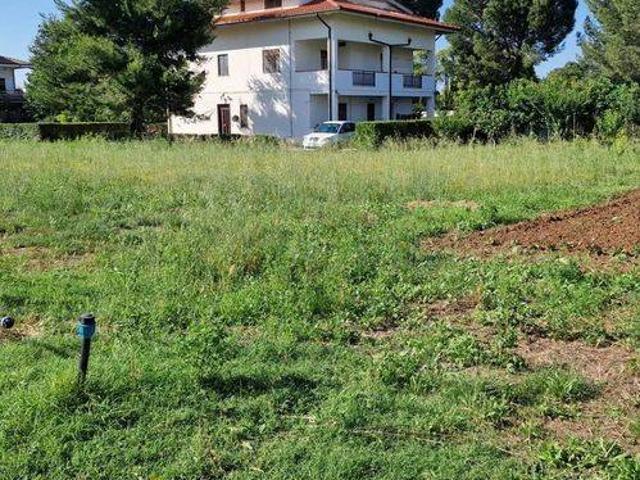 Terreno in vendita a Cepagatti, Abruzzo
