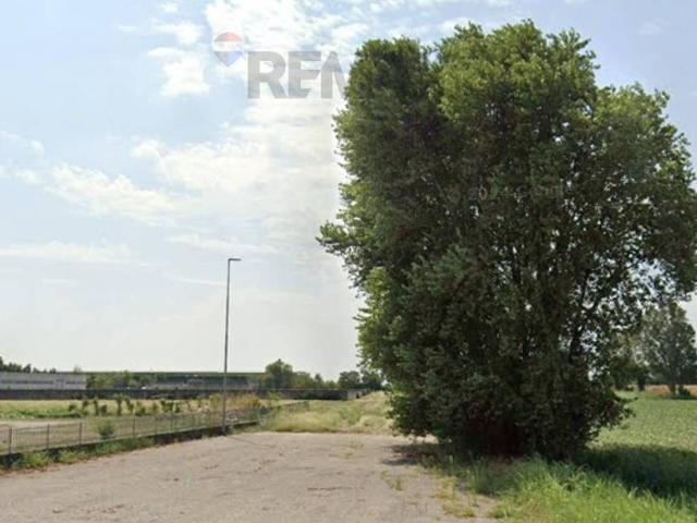 Terreno in vendita a Ceresara, Mantova