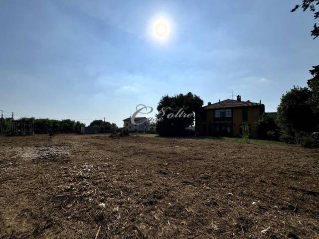 Terreno in vendita a Montesordo, Cermenate