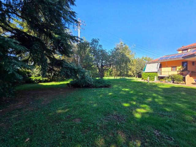 Terreno in vendita a Cerro Maggiore, Milano