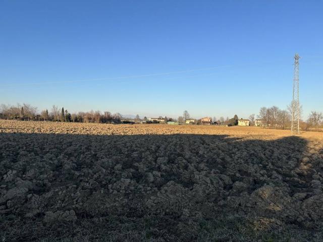 Terreno in vendita a Cervarese Santa Croce, Padova