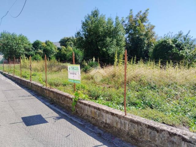 Terreno in vendita a Cervaro, Lazio