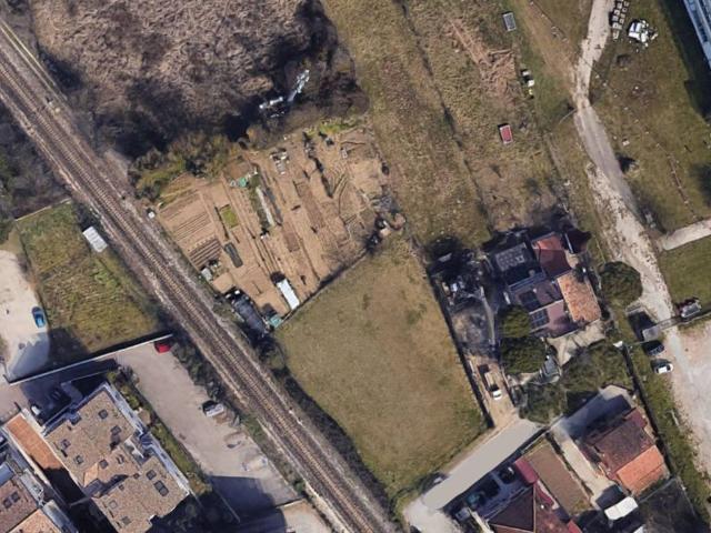 Terreno in vendita a Cervia, Reggio Emilia