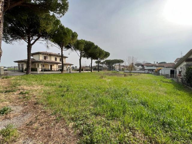 Terreno in vendita a Cervia, Reggio Emilia