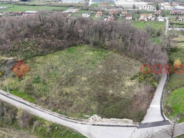 Terreno in vendita a Cervinara, Campania