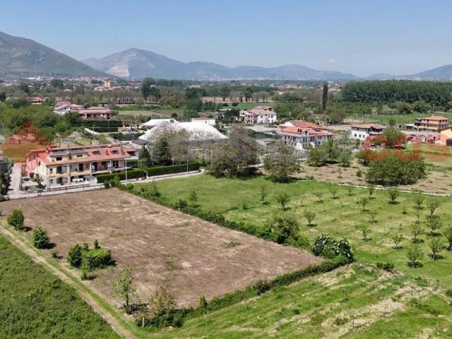 Terreno in vendita a Cervinara, Campania