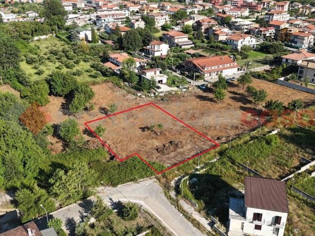 Terreno in vendita a Cervinara, Campania