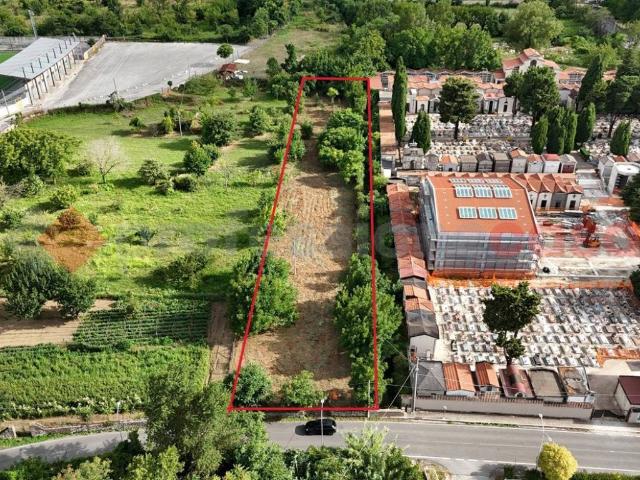 Terreno in vendita a Cervinara, Campania