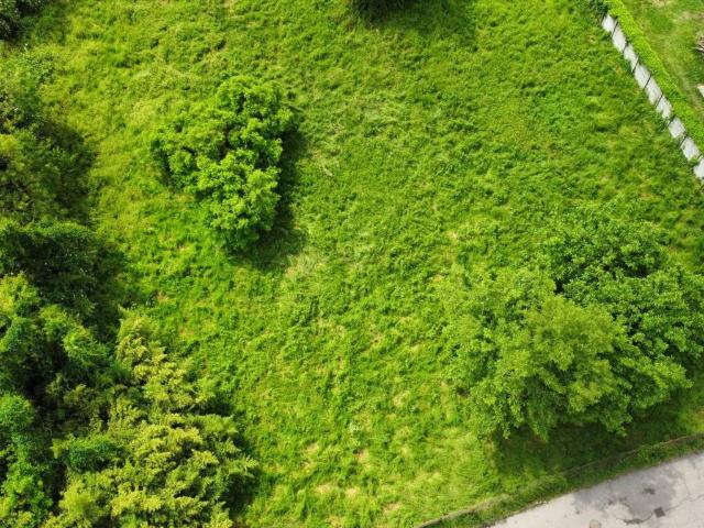 Terreno in vendita a Cesano Maderno, Lombardia