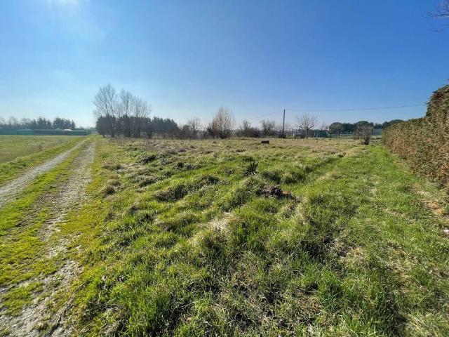 Terreno in vendita a Sala di Cesenatico, Cesenatico