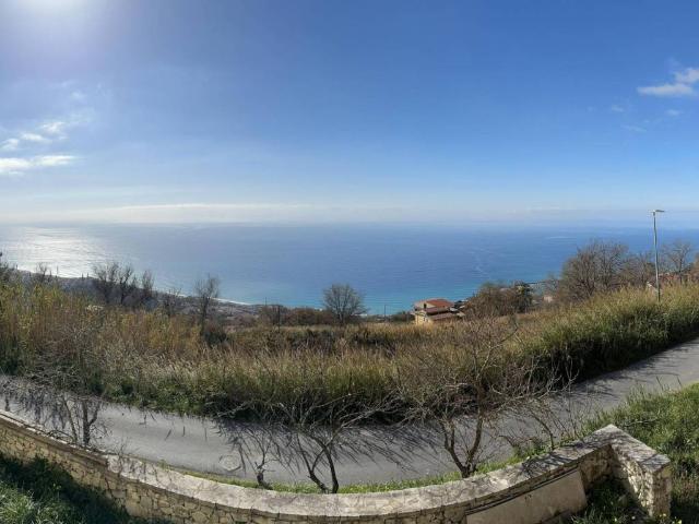 Terreno in vendita a Calabria, Cosenza