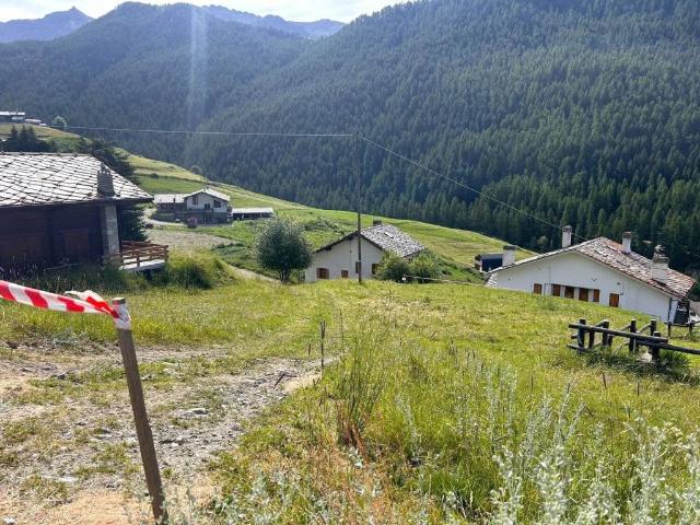 Terreno in vendita a Corgnolaz, Chamois