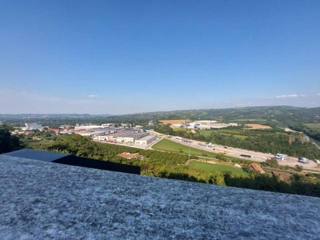 Terreno in vendita a Cherasco, Cuneo