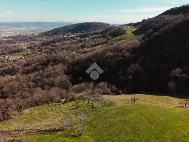 Terreno in vendita a Chiampo, Veneto