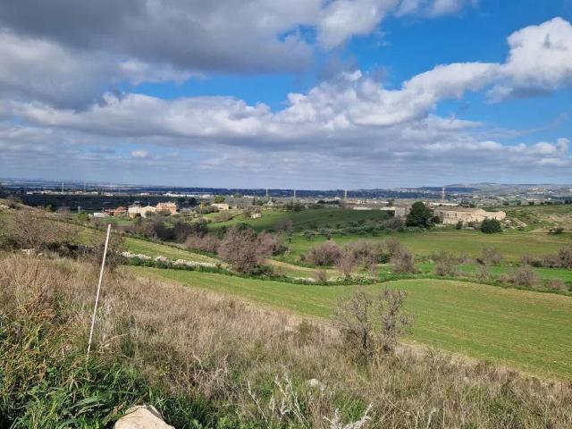 Terreno in vendita a Chiaramonte Gulfi, Sicilia