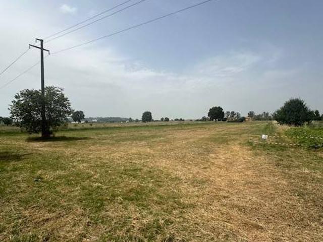 Terreno in vendita a Chignolo Po, Lombardia