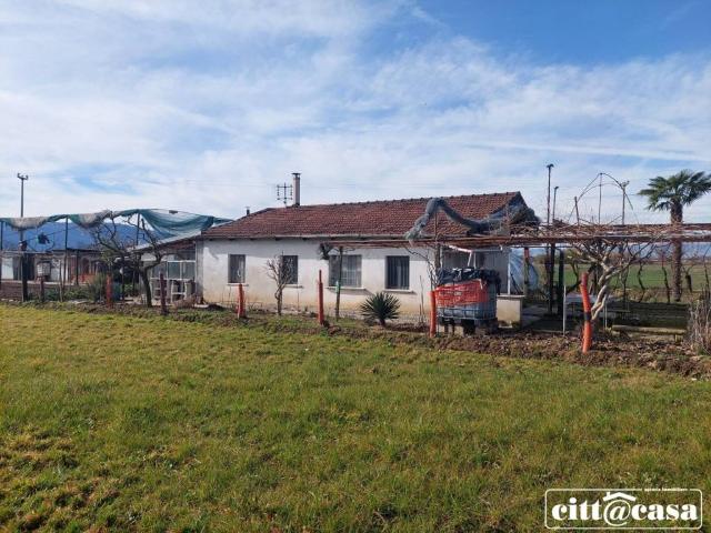 Terreno in vendita a Castelrosso, Piemonte