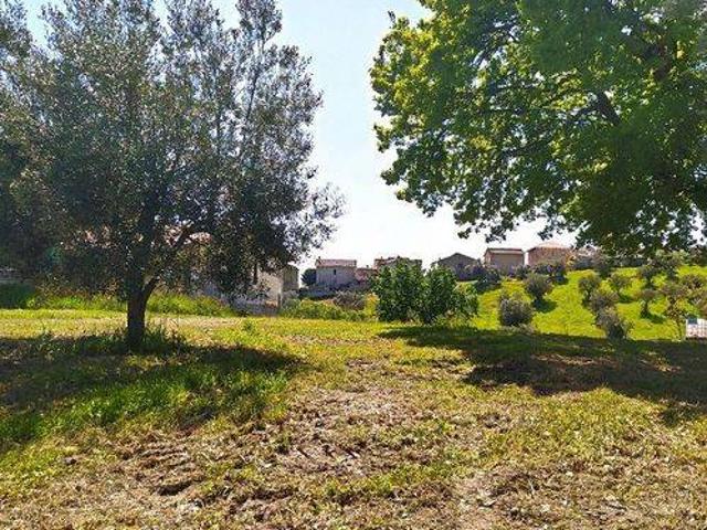 Terreno in vendita a Strada, Marche