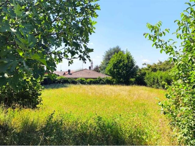 Terreno in vendita a Cirimido, Lombardia