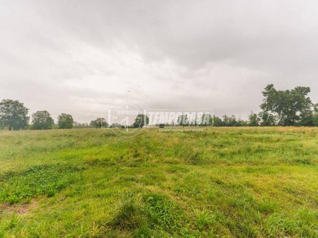 Terreno in vendita a Cisliano, Lombardia