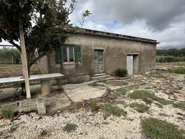 Terreno in vendita a Colle degli Dei, Roma Capitale