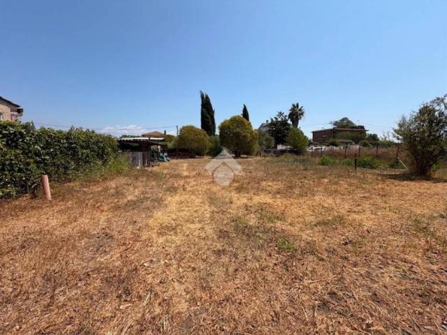 Terreno in vendita a Sant'Ilario, Cisterna Di Latina