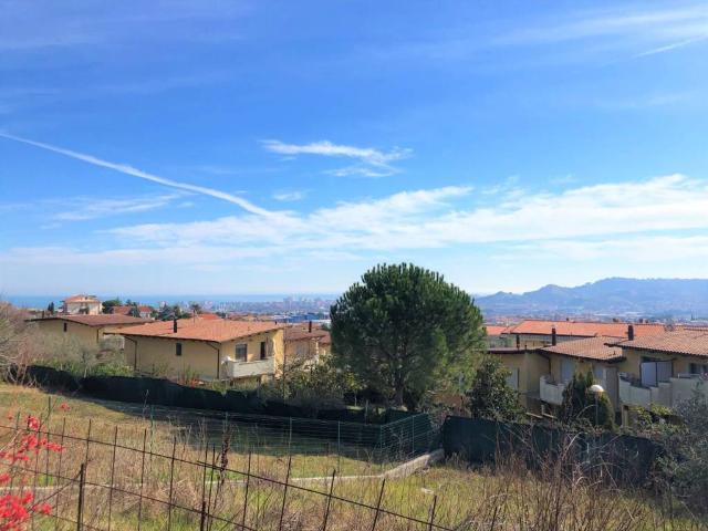 Terreno in vendita a Città Sant'angelo, Abruzzo