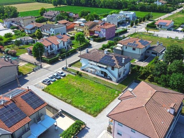 Terreno in vendita a Cittadella, Veneto