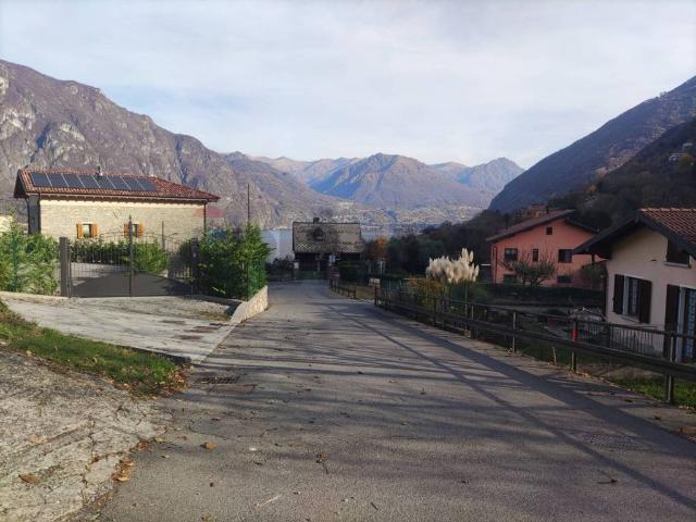 Terreno in vendita a Claino Con Osteno, Lombardia