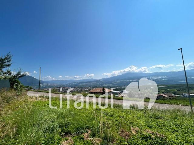 Terreno in vendita a Comunità della Val di Non, Cles