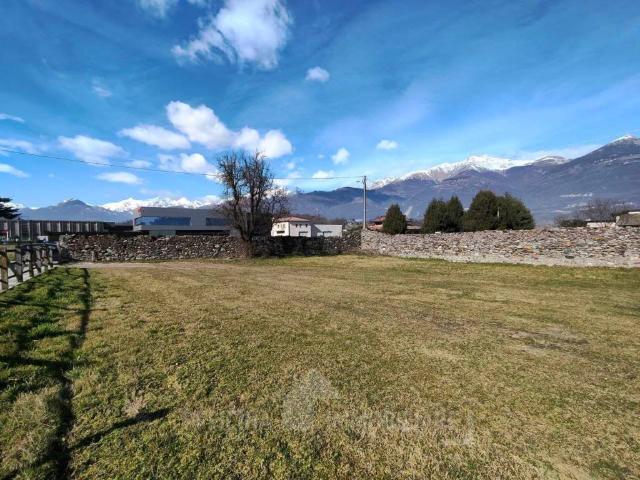 Terreno in vendita a Colico, Lombardia