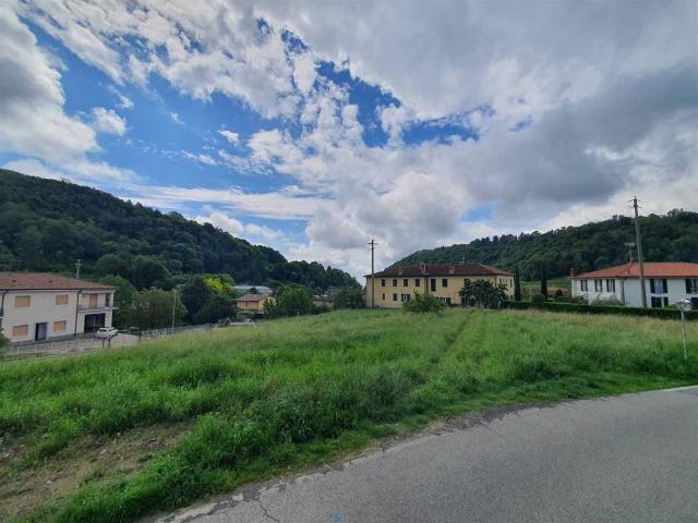 Terreno in vendita a Piecastello, Colle Brianza