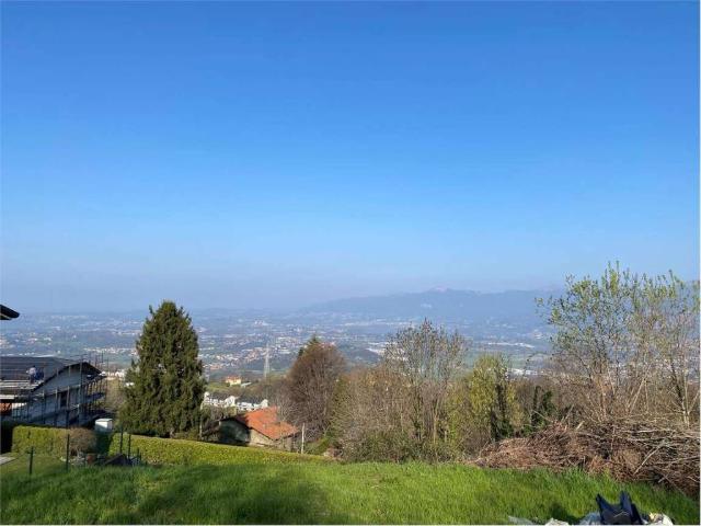Terreno in vendita a Colle Brianza, Lombardia