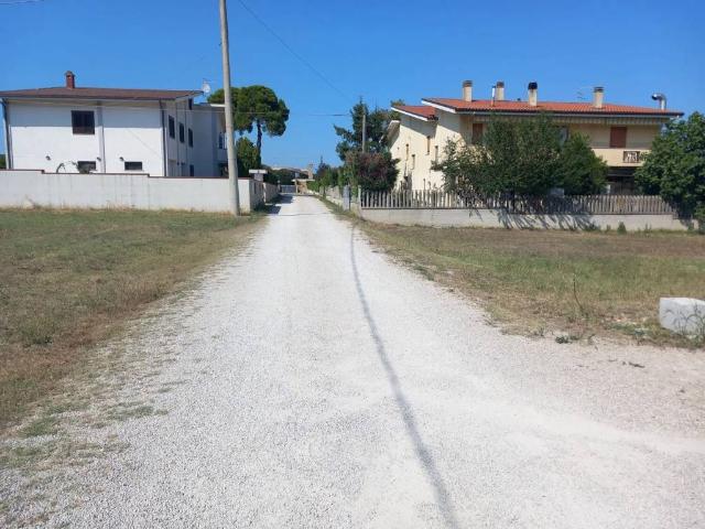Terreno in vendita a Collecorvino, Abruzzo
