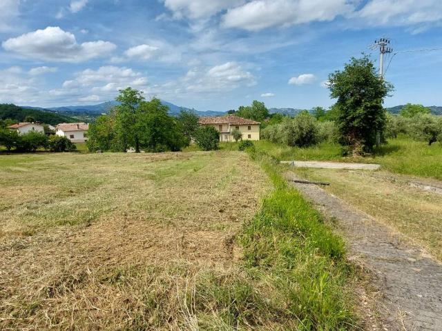 Terreno in vendita a Colledara, Abruzzo
