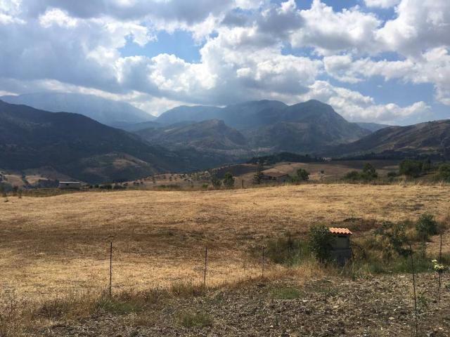 Terreno in vendita a Collesano, Sicilia