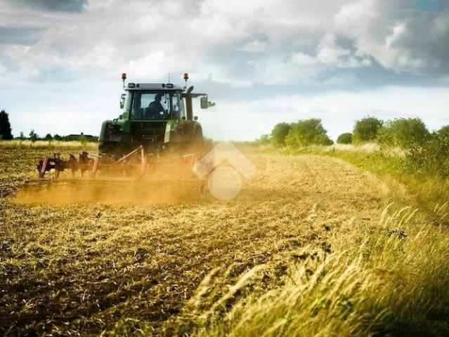 Terreno in vendita a Cologno Al Serio, Lombardia