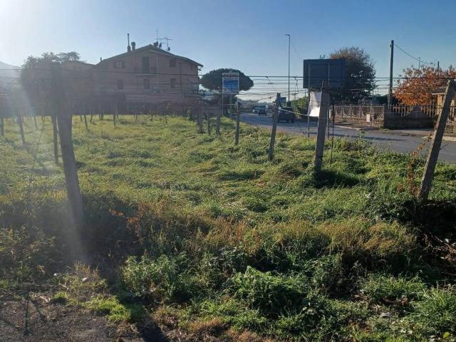 Terreno in vendita a Roma Capitale, Lazio