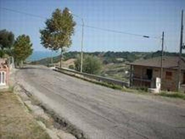 Terreno in vendita a Unione dei Comuni della Val Vibrata, Colonnella
