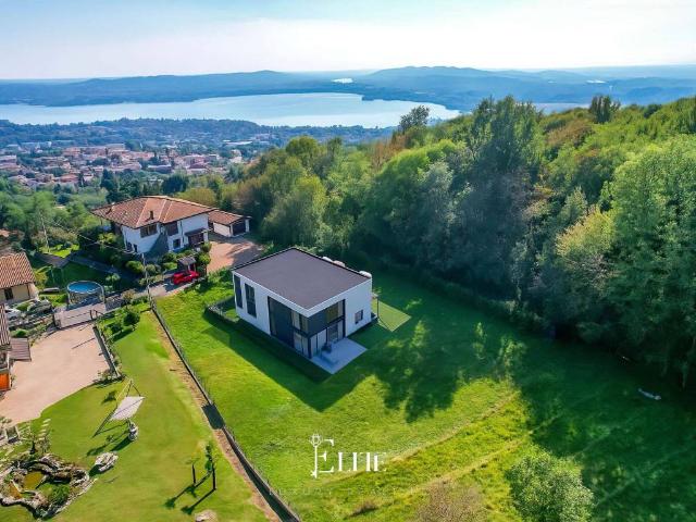 Terreno in vendita a Comerio, Lombardia