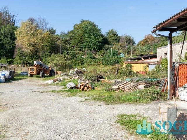 Terreno in vendita a Rebbio, Como