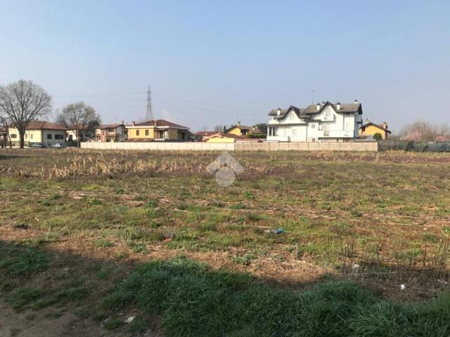 Terreno in vendita a Corbetta, Lombardia