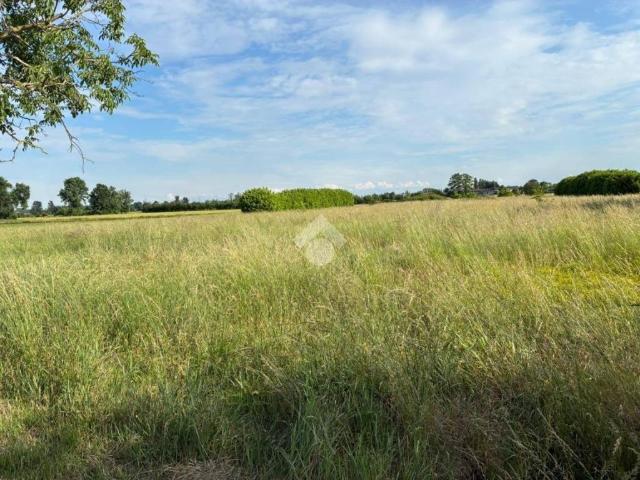 Terreno in vendita a Corbetta, Lombardia