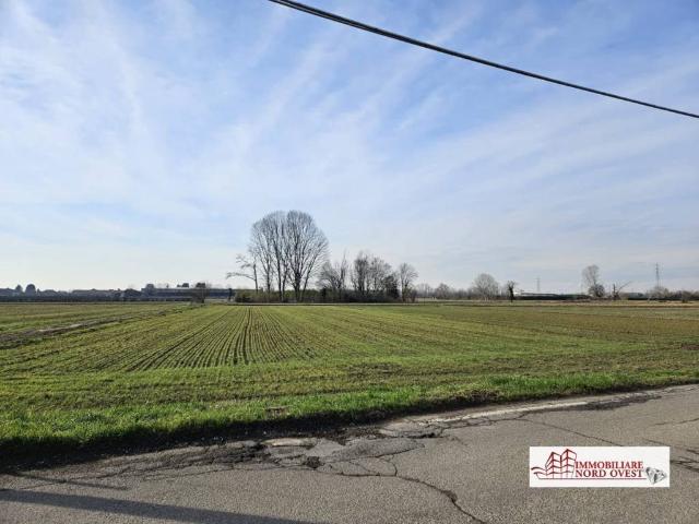 Terreno in vendita a Battuello, Corbetta