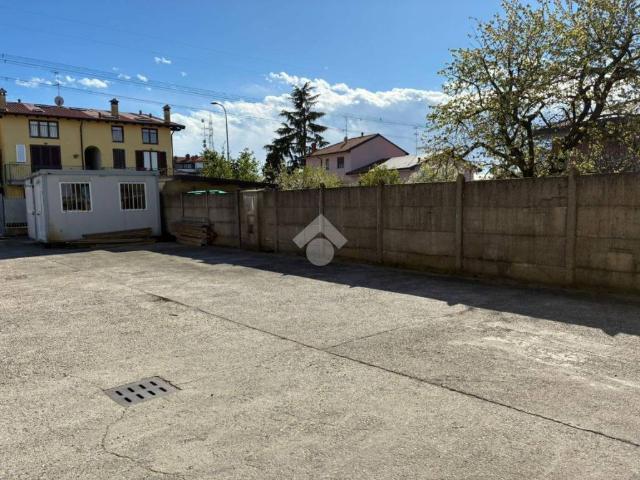 Terreno in vendita a Castellazzo de' Stampi, Corbetta