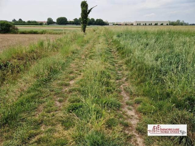 Terreno in vendita a Battuello, Corbetta